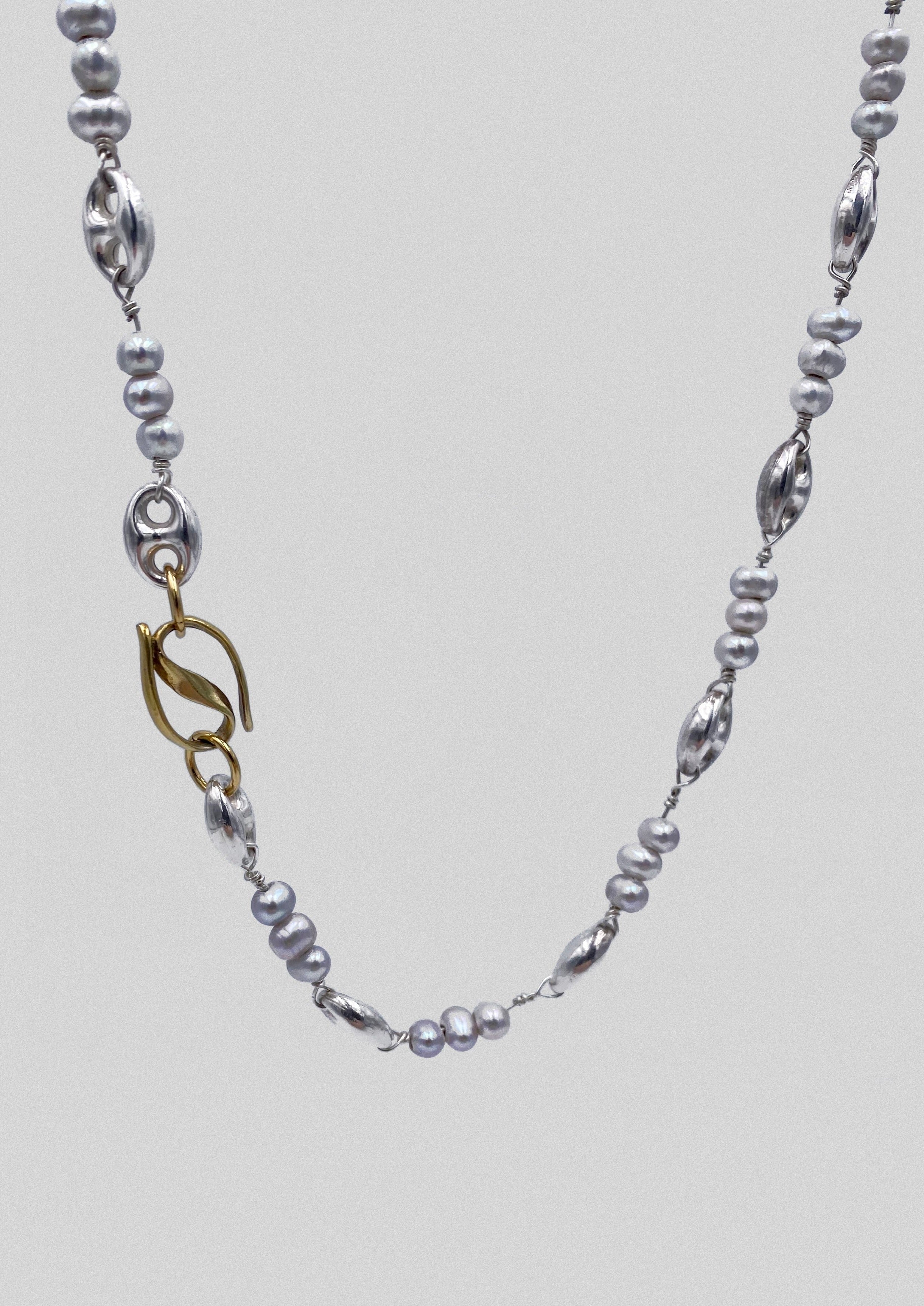 Collier unique - maille café en argent et perles grises