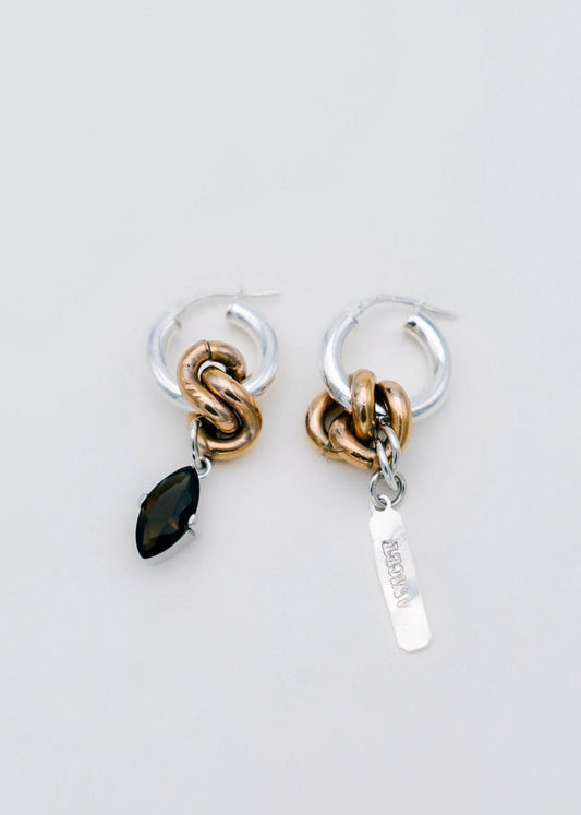 Boucle d'oreille asymétrique - "Cristaux blanc et quartz"