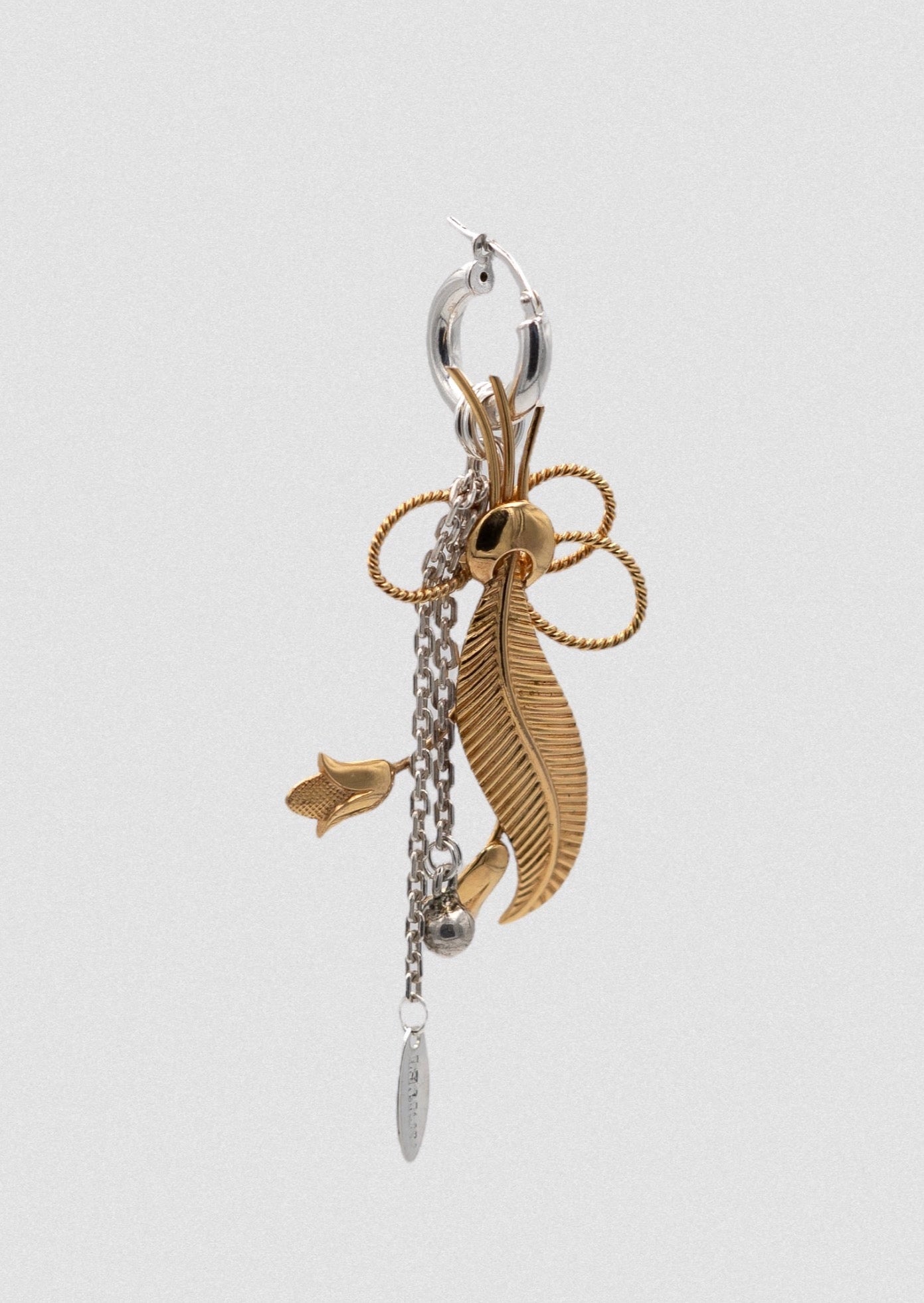 Boucle d'oreille - Puce en argent 925 & fleur plaqué or ancien, chaine argent