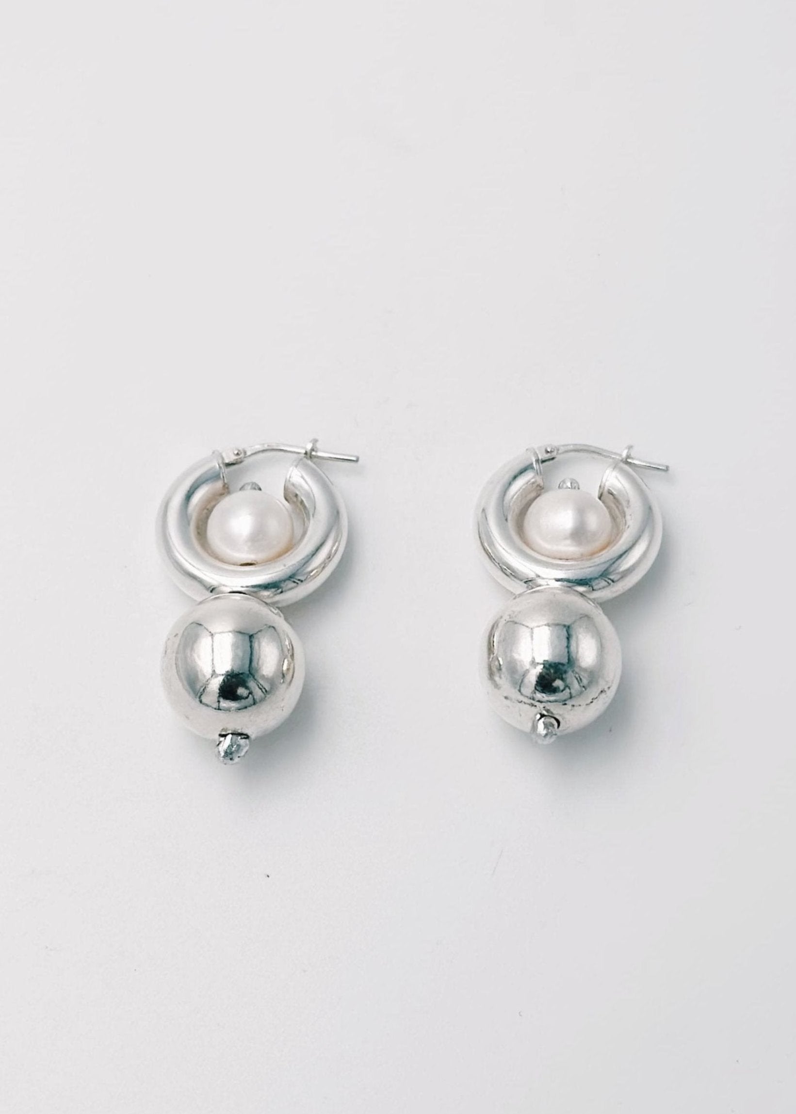 Boucles d'oreilles - "Le pendule" - Argent 925, perles d'eau douce - permanent