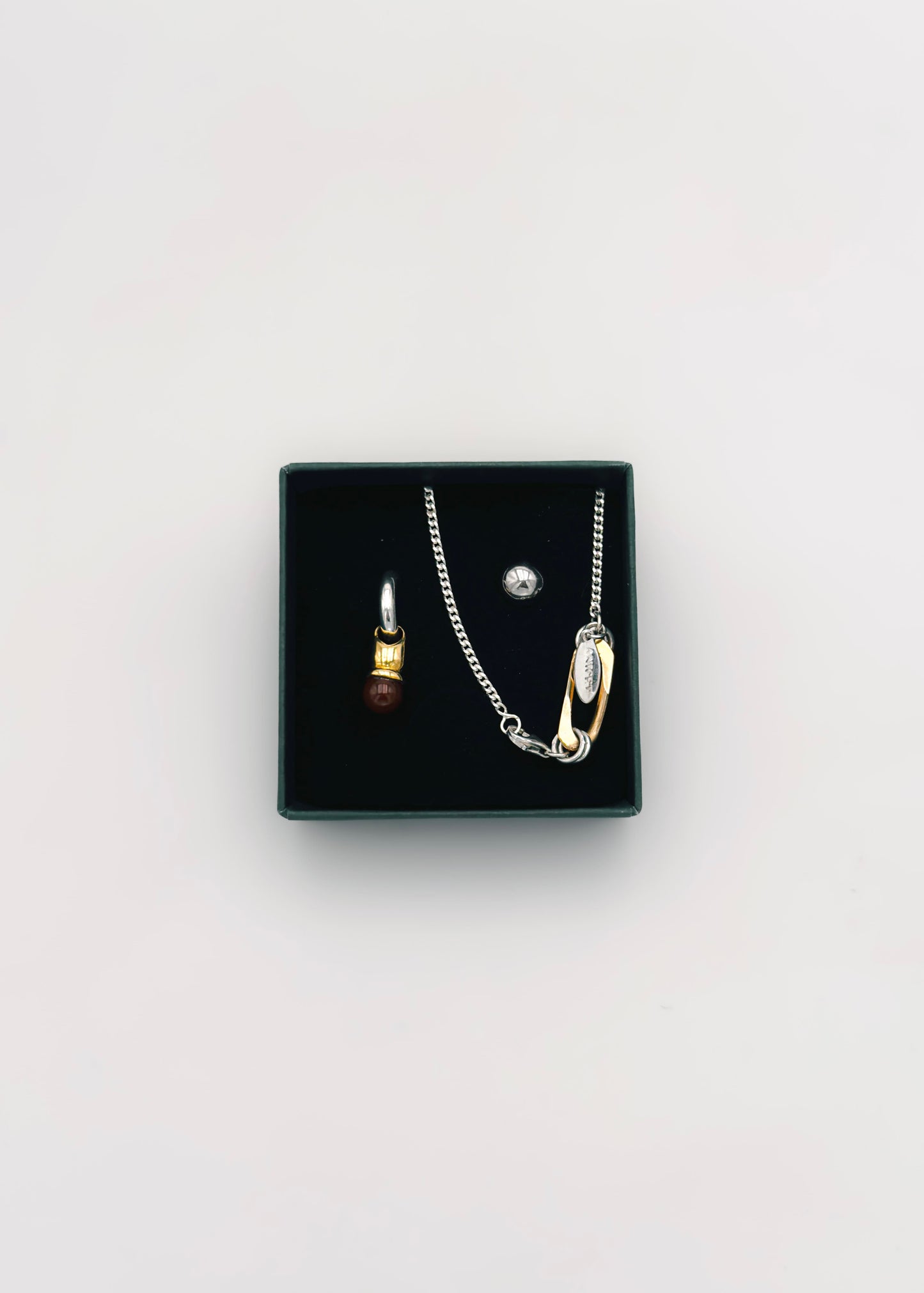 Anicet gift set - Earrings & necklace