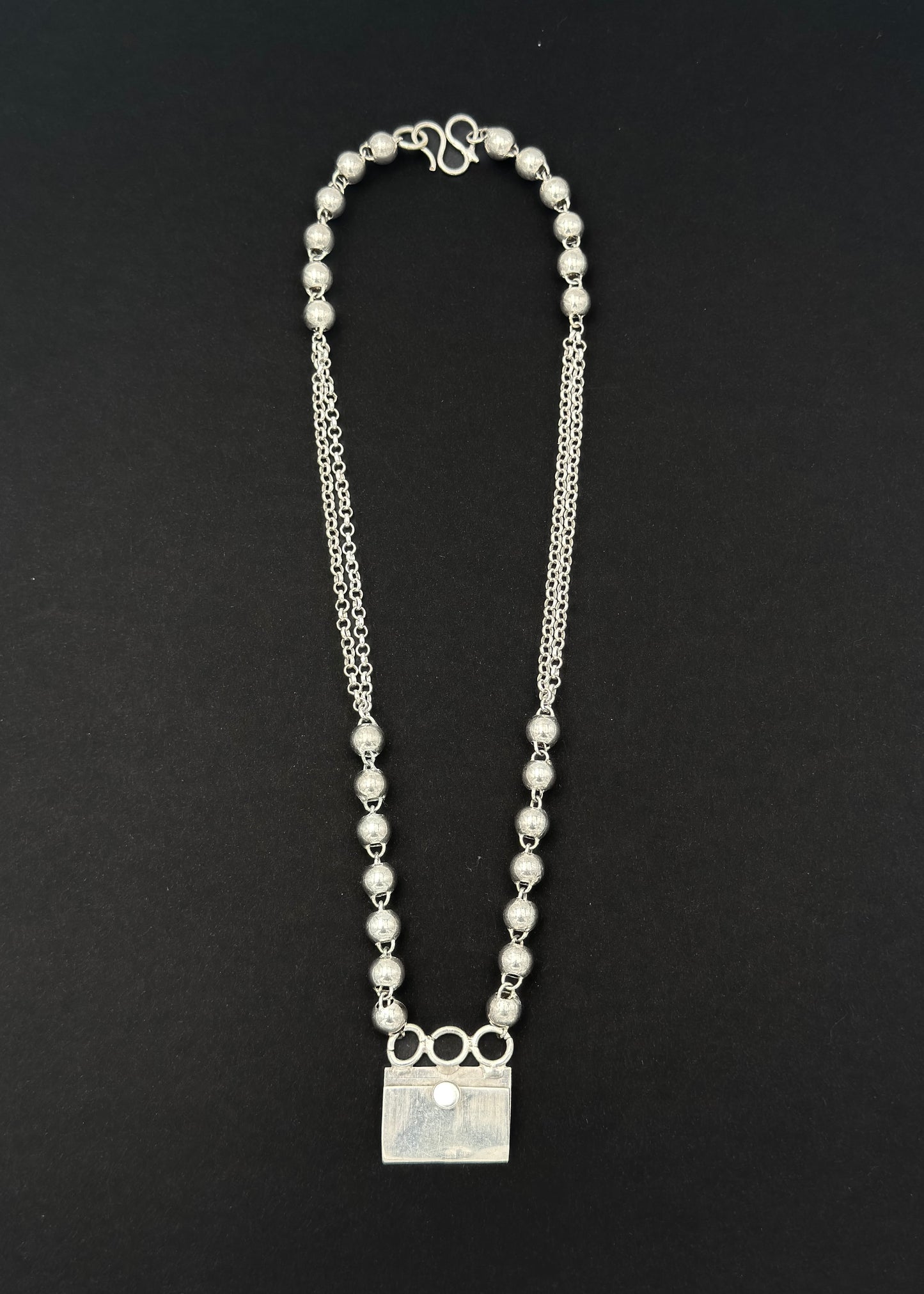 Collier - Unlocked
