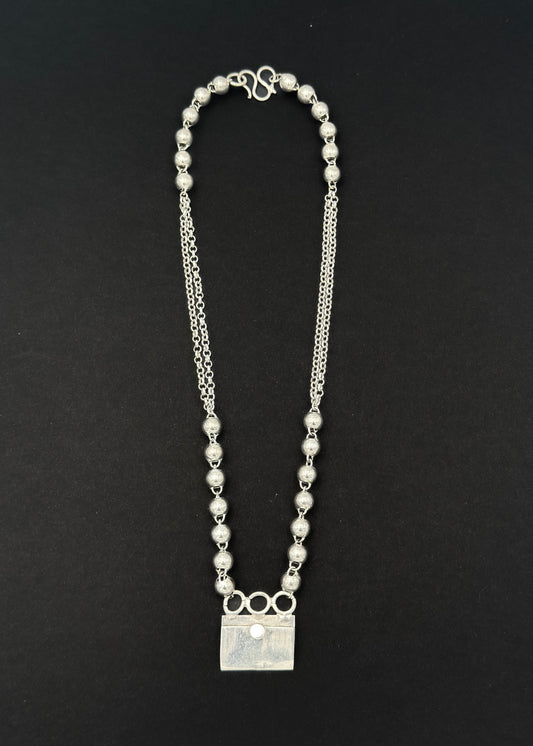 Collier - Unlocked