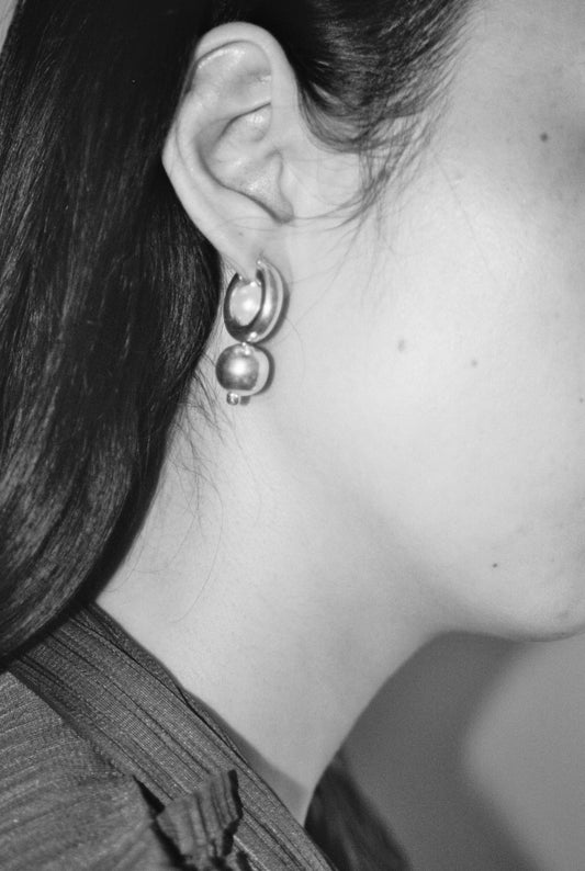 Boucles d'oreilles - "Le pendule" - Argent 925, perles d'eau douce - permanent