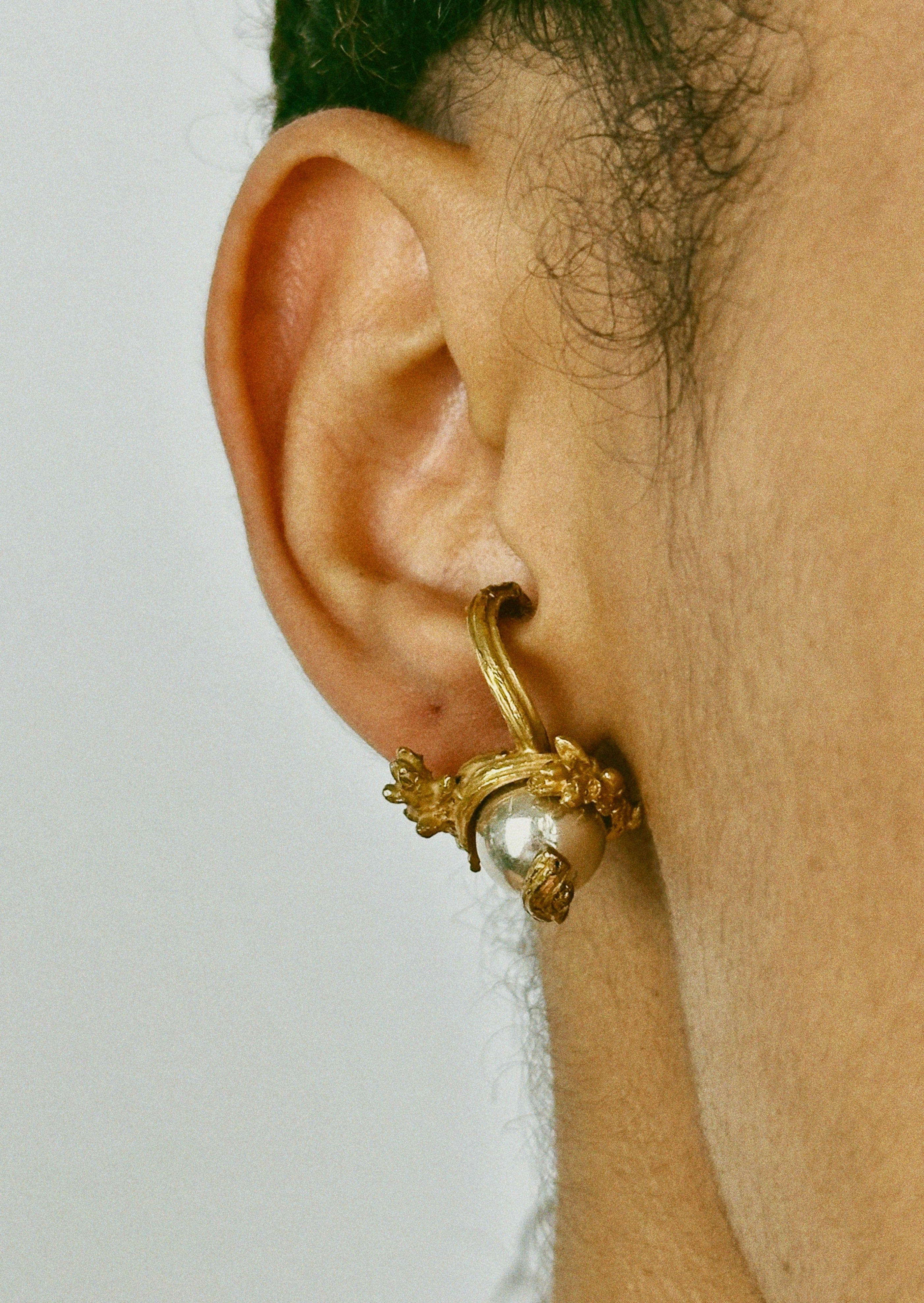 Earcuff - "La goutte" - laiton plaqué or 3 microns